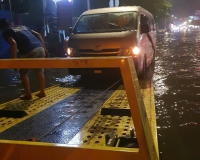 cứu hộ chí bảo, cứu hộ xe oto ngập thành phó hồ chí minh