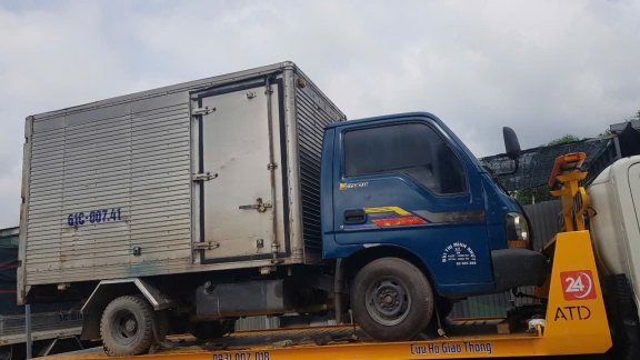 07/07/2025 cứu hộ tân phú giải cứu xe giữa đường07/07/2025 cứu hộ tân phú giải cứu xe giữa đường